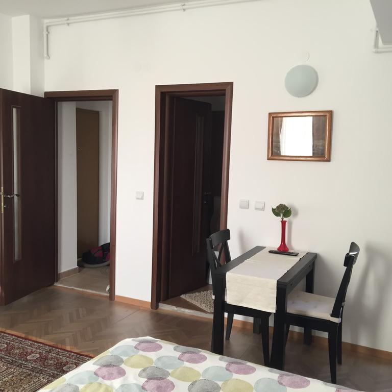 Dinamic Studio Old Town Bukarest Eksteriør billede